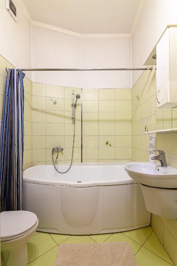 Bv Apartments Homey Львів Екстер'єр фото