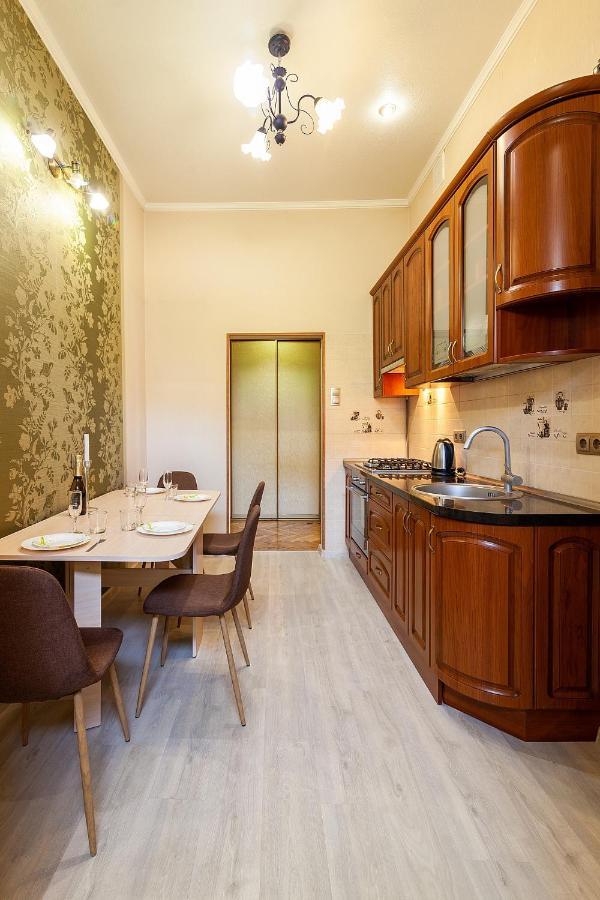 Bv Apartments Homey Львів Екстер'єр фото